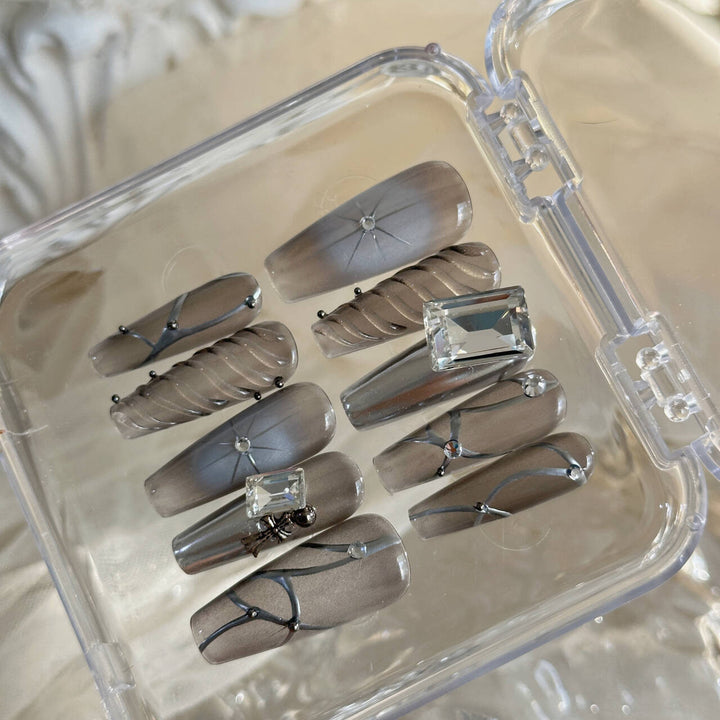 Long Diamond Star Handmade Press-On Nails — Mechanical Awn Design, With or Without Tools