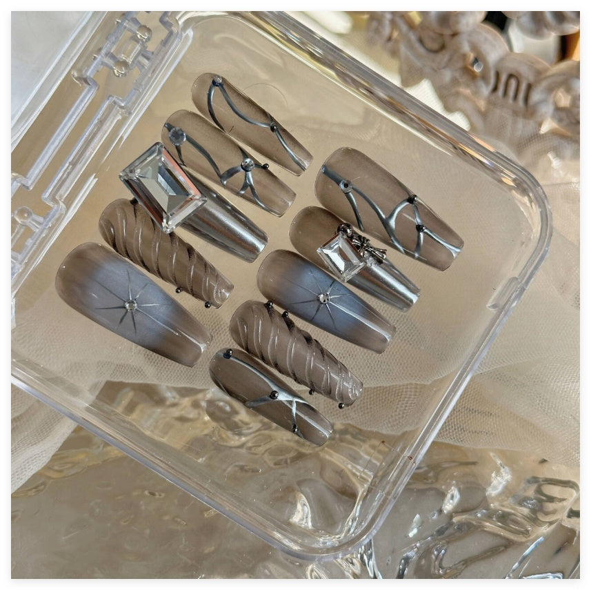 Long Diamond Star Handmade Press-On Nails — Mechanical Awn Design, With or Without Tools