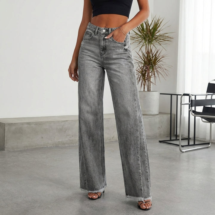 Women's High-Waisted Straight Leg Jeans – Slim Fit Denim with Pockets
