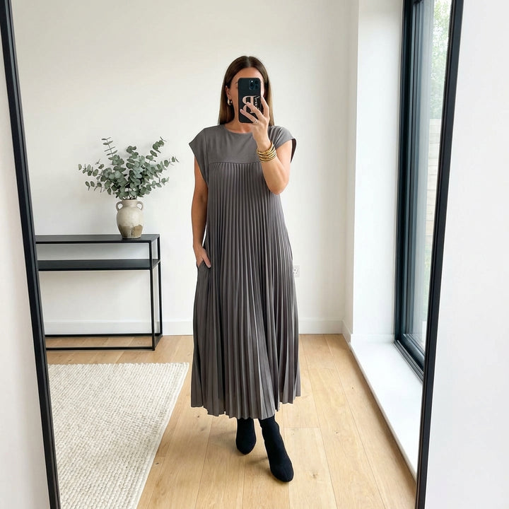 Short Sleeve Pleated Long Dress Summer Round Neck Dress Women's Clothing