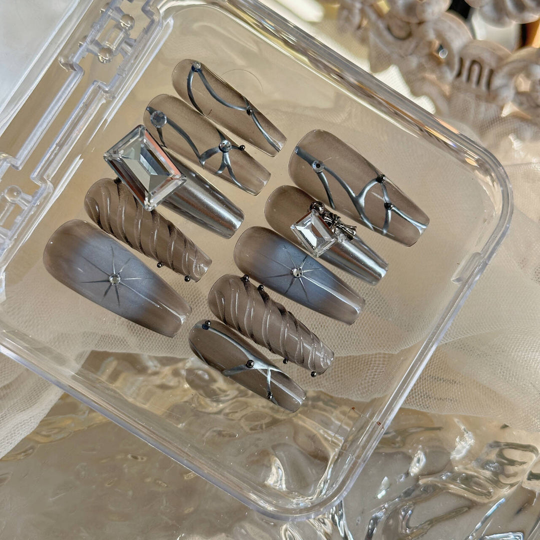 Long Diamond Star Handmade Press-On Nails — Mechanical Awn Design, With or Without Tools