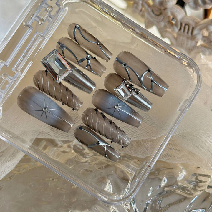 Long Diamond Star Handmade Press-On Nails — Mechanical Awn Design, With or Without Tools