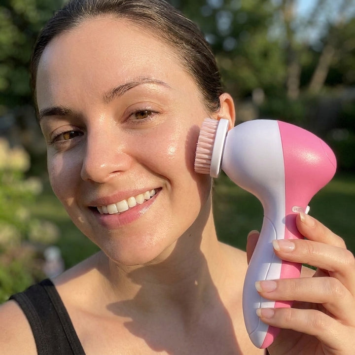 Waterproof Electric Facial Cleansing Spin Brush — 5 Interchangeable Brush Heads for Women (Pink)