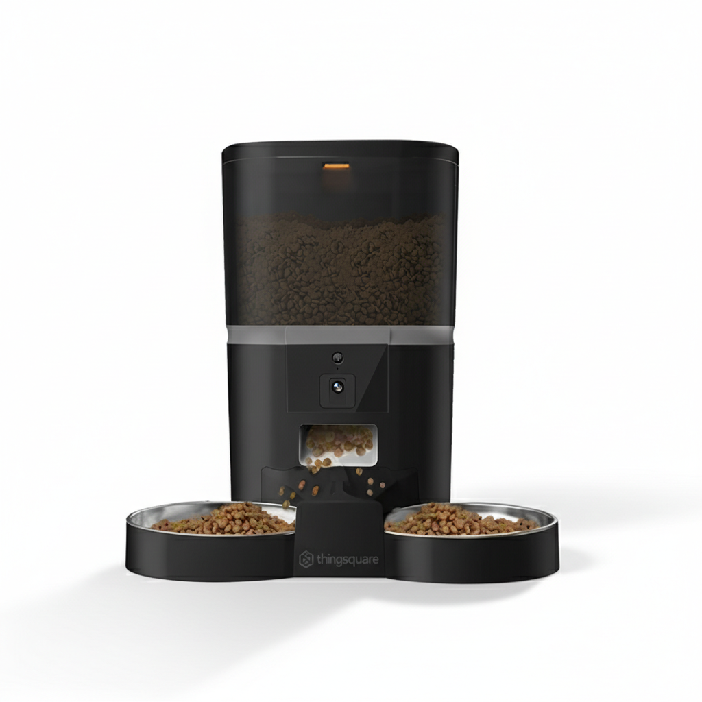 Video Camera With Adjustable Performance Pet Feeder